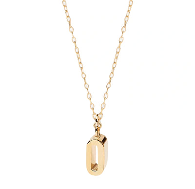 Elegant gold-plated "O" initial necklace with a minimalist design, perfect for everyday wear.