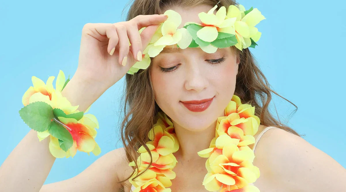 traditional hawaiian-lei with plumeria flowers