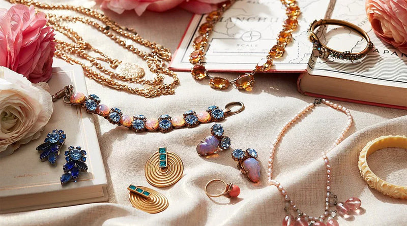 What Are Vintage Jewelry Styles