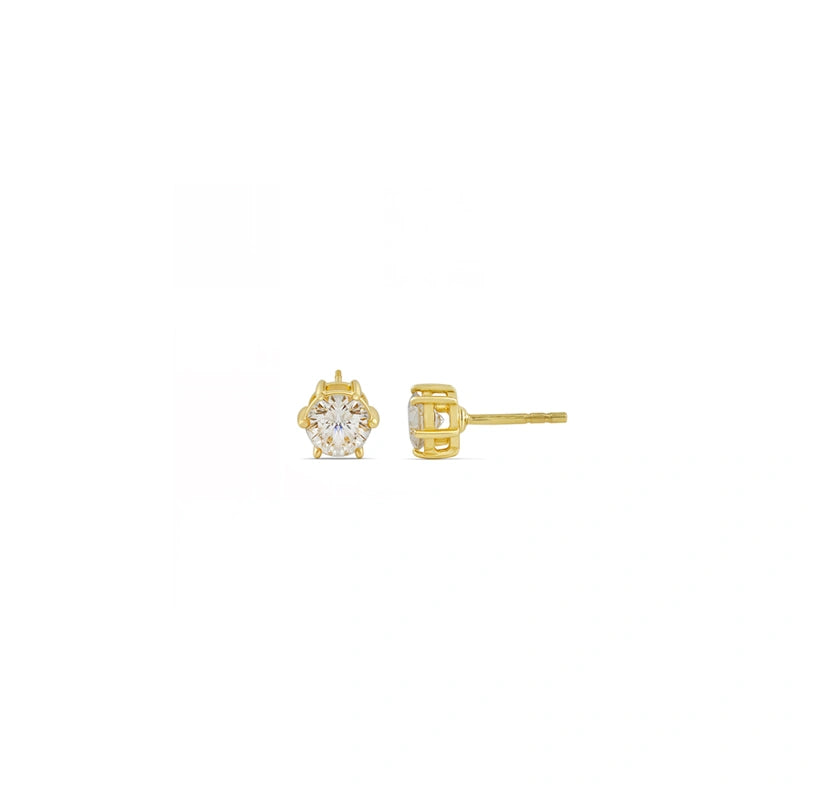 Dainty gold-plated studs featuring sparkling white zircon, perfect for everyday sophistication.