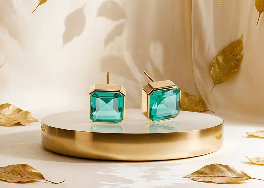 18K yellow gold-plated studs with 10mm Asscher cut Emerald Quartz.
