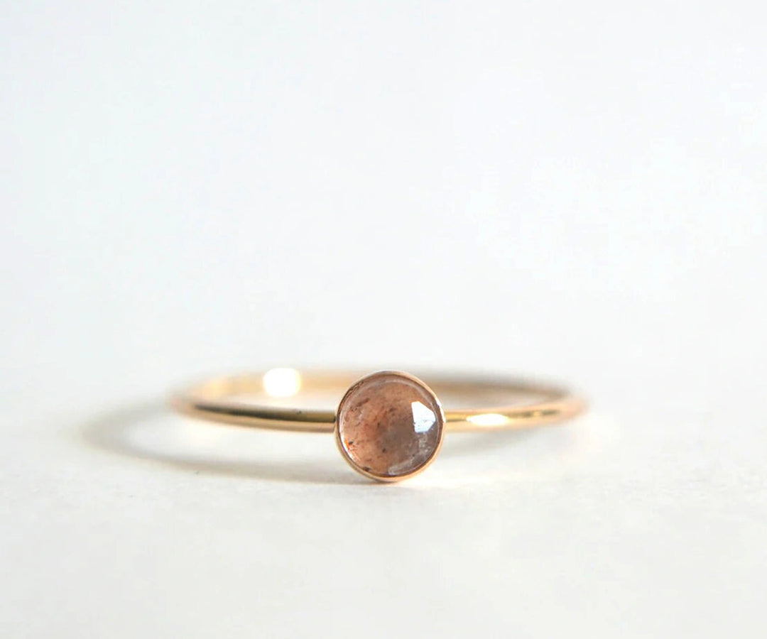Elegant cherry pink quartz ring in solid silver, radiating warmth and everyday glamour
