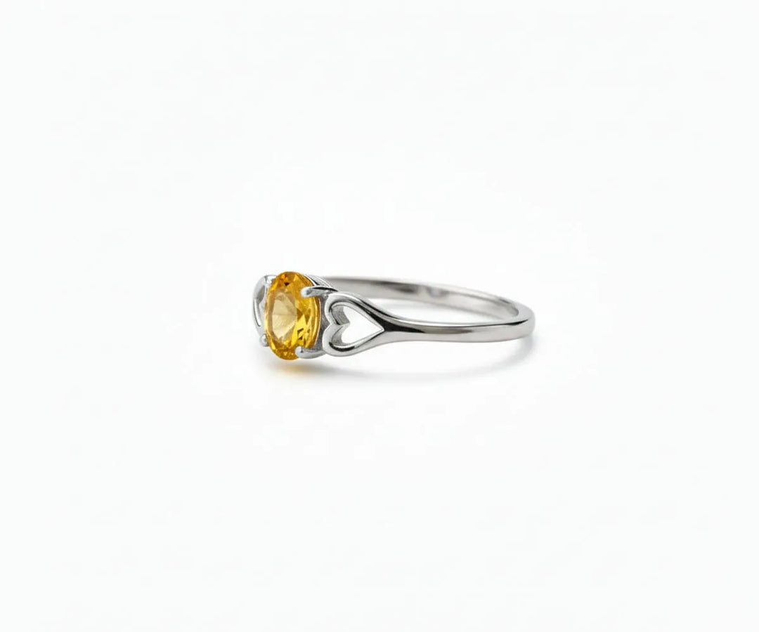 Citrine gemstone ring that radiates warm golden hues with elegant, timeless sophistication