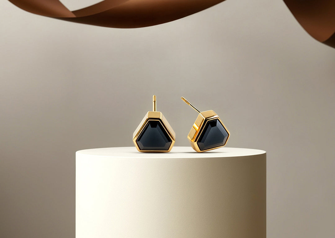 18K yellow gold-plated studs with 7mm Midnight Onyx stones.