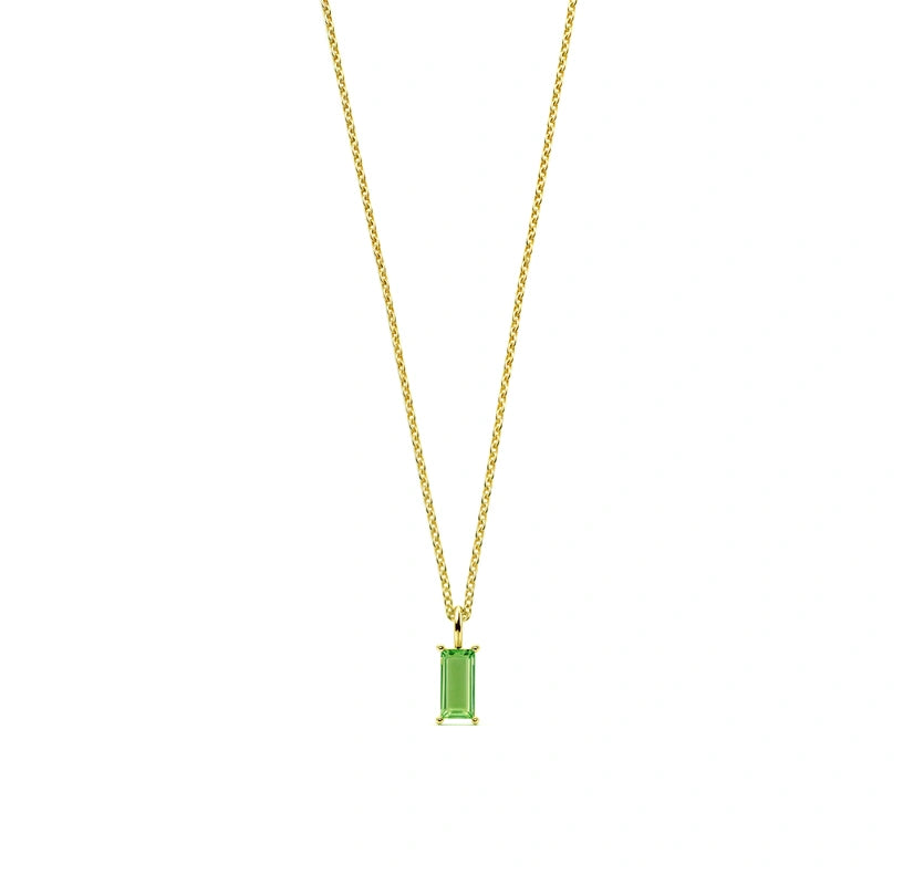 Add a pop of fresh green with this elegant peridot pendant necklace, ideal for daily wear or gifting.

