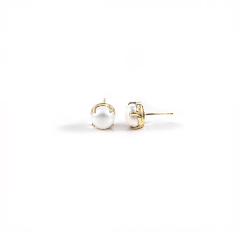 Elegant gold-plated pearl studs with push-back closure