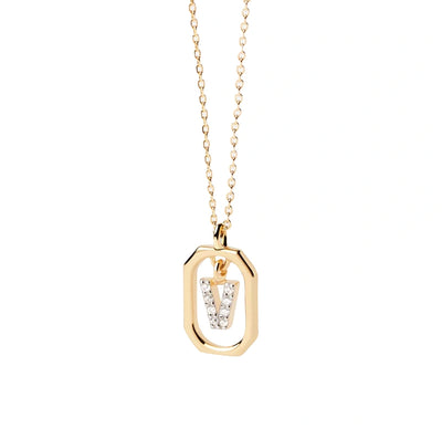  Initial Necklace V design with a lightweight anchor chain, dangling zircon-embellished pendant, and 2-inch extender for versatile wear