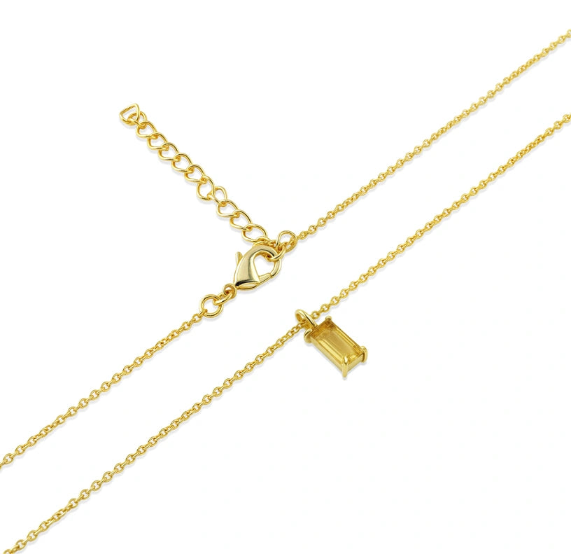 Crafted as an elegant pendant necklace for women, the citrine stone brings a cheerful, sun-kissed glow.

