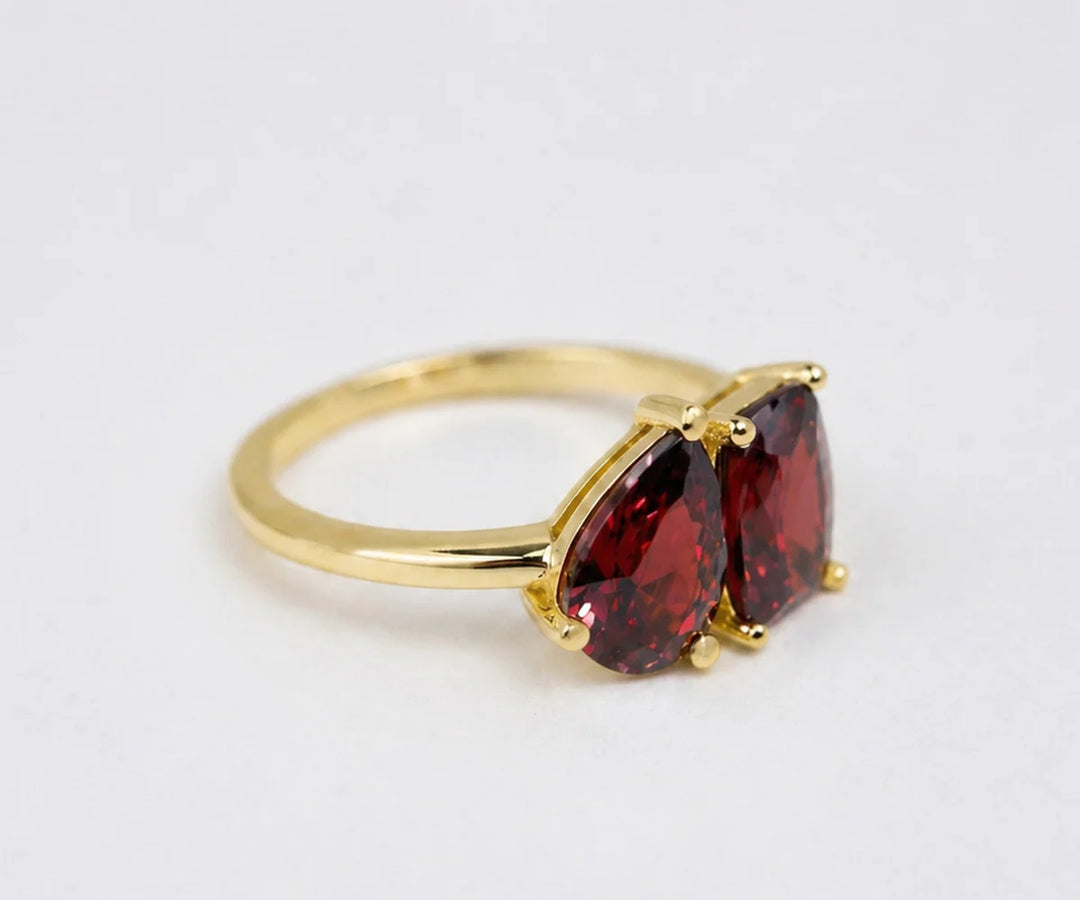 red garnet toi et moi birthstone ring personalized january birthstone ring dual gemstone jewelry