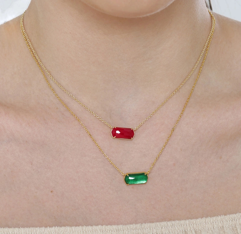 Best gemstone necklace for casual style with a simple yet elegant design featuring a versatile gemstone that complements everyday outfits effortlessly.