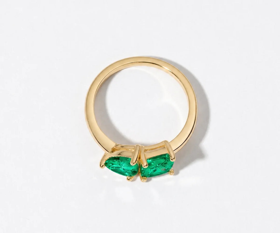 emerald toi et moi birthstone ring green gemstone two stone ring minimalist gold plated jewelry